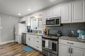 Modern 3 bed/2 Bath Home In Midtown Reno